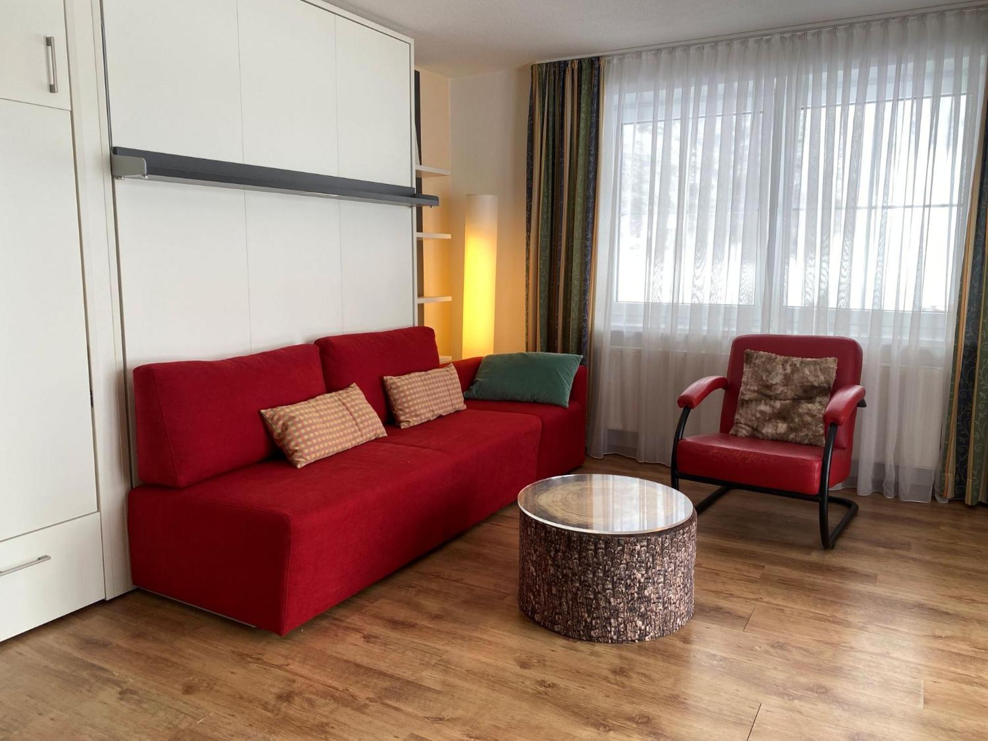 Apartment mit Terrasse